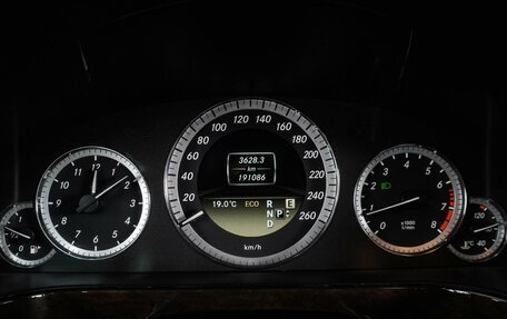 Mercedes-Benz E-Класс, 2012 год, 1 325 000 рублей, 15 фотография