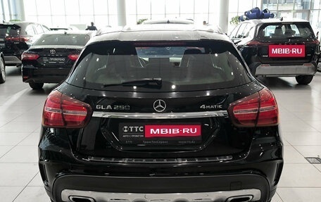 Mercedes-Benz GLA, 2017 год, 1 850 000 рублей, 6 фотография