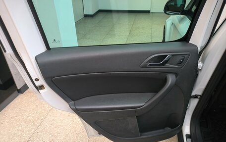 Skoda Yeti I рестайлинг, 2016 год, 1 350 000 рублей, 12 фотография