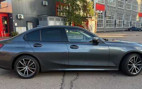 BMW 3 серия, 2019 год, 4 300 000 рублей, 6 фотография