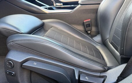 BMW 3 серия, 2019 год, 4 300 000 рублей, 13 фотография
