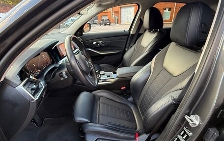 BMW 3 серия, 2019 год, 4 300 000 рублей, 11 фотография