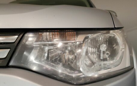 Mitsubishi Outlander III рестайлинг 3, 2012 год, 1 160 000 рублей, 23 фотография