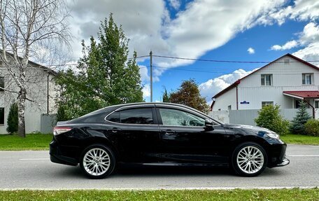 Toyota Camry, 2020 год, 2 800 000 рублей, 8 фотография