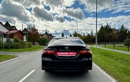 Toyota Camry, 2020 год, 2 800 000 рублей, 6 фотография