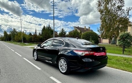 Toyota Camry, 2020 год, 2 800 000 рублей, 5 фотография
