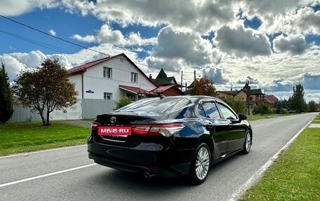 Toyota Camry, 2020 год, 2 800 000 рублей, 7 фотография