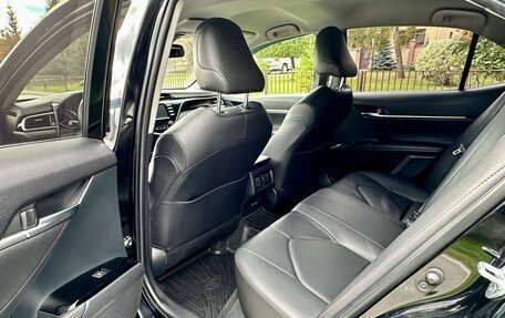 Toyota Camry, 2020 год, 2 800 000 рублей, 13 фотография