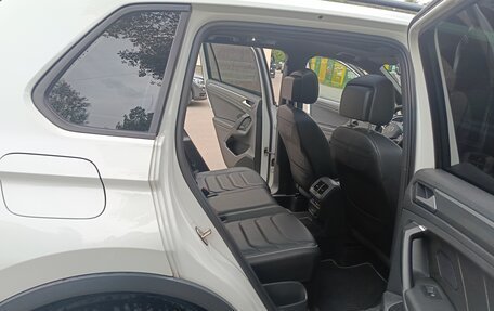 Volkswagen Tiguan II, 2021 год, 2 900 000 рублей, 9 фотография