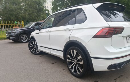 Volkswagen Tiguan II, 2021 год, 2 900 000 рублей, 6 фотография