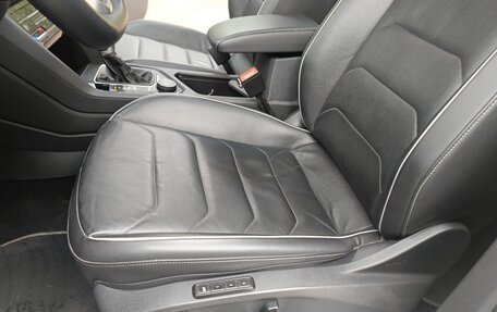 Volkswagen Tiguan II, 2021 год, 2 900 000 рублей, 12 фотография