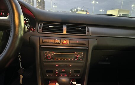 Audi A6, 2002 год, 800 000 рублей, 15 фотография