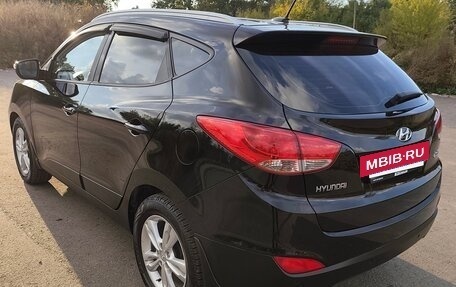 Hyundai ix35 I рестайлинг, 2013 год, 1 100 000 рублей, 26 фотография