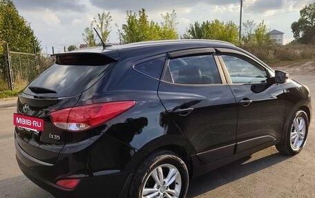 Hyundai ix35 I рестайлинг, 2013 год, 1 100 000 рублей, 25 фотография