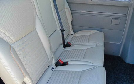 Volkswagen Caravelle T6 рестайлинг, 2016 год, 2 650 000 рублей, 6 фотография