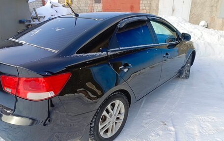 KIA Cerato III, 2011 год, 850 000 рублей, 2 фотография
