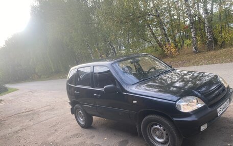 Chevrolet Niva I рестайлинг, 2006 год, 257 000 рублей, 2 фотография