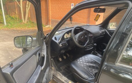 Chevrolet Niva I рестайлинг, 2006 год, 257 000 рублей, 6 фотография