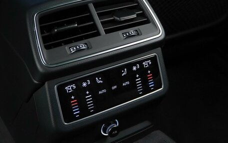 Audi A6, 2019 год, 4 444 444 рублей, 17 фотография