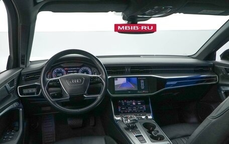 Audi A6, 2019 год, 4 444 444 рублей, 6 фотография