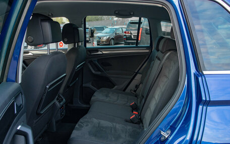 Volkswagen Tiguan II, 2019 год, 2 488 000 рублей, 8 фотография