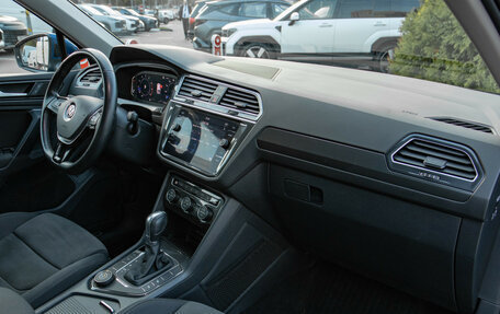 Volkswagen Tiguan II, 2019 год, 2 488 000 рублей, 7 фотография