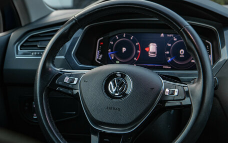 Volkswagen Tiguan II, 2019 год, 2 488 000 рублей, 14 фотография