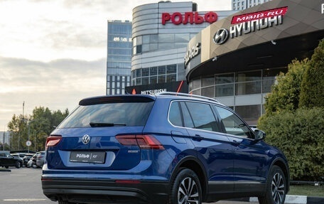 Volkswagen Tiguan II, 2019 год, 2 488 000 рублей, 4 фотография