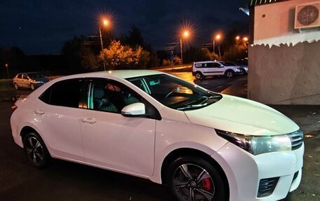 Toyota Corolla, 2013 год, 1 300 000 рублей, 11 фотография