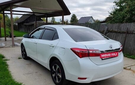 Toyota Corolla, 2013 год, 1 300 000 рублей, 18 фотография