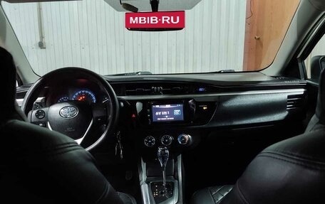 Toyota Corolla, 2013 год, 1 300 000 рублей, 13 фотография