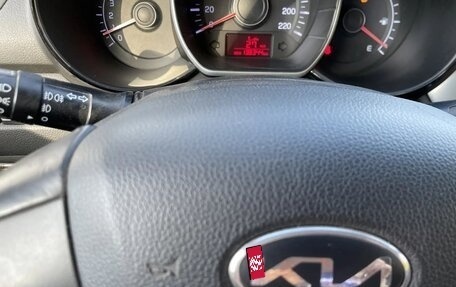 KIA Rio III рестайлинг, 2013 год, 785 000 рублей, 8 фотография