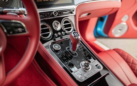 Bentley Continental GT III, 2021 год, 18 500 000 рублей, 26 фотография