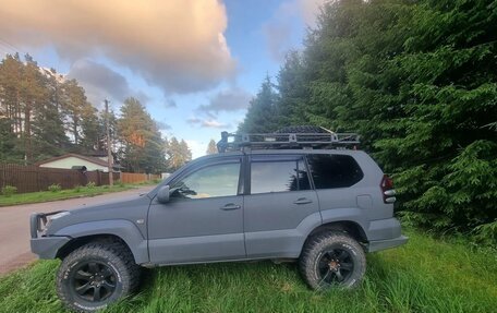 Toyota Land Cruiser Prado 120 рестайлинг, 2007 год, 2 000 000 рублей, 5 фотография