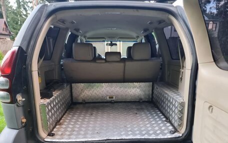 Toyota Land Cruiser Prado 120 рестайлинг, 2007 год, 2 000 000 рублей, 12 фотография