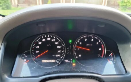 Toyota Land Cruiser Prado 120 рестайлинг, 2007 год, 2 000 000 рублей, 11 фотография