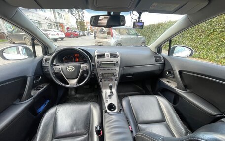 Toyota Avensis III рестайлинг, 2010 год, 1 100 000 рублей, 5 фотография