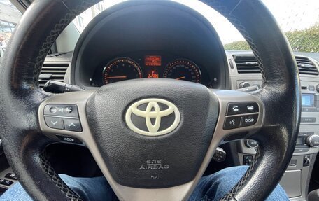 Toyota Avensis III рестайлинг, 2010 год, 1 100 000 рублей, 10 фотография