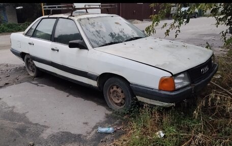 Audi 100, 1985 год, 55 000 рублей, 1 фотография