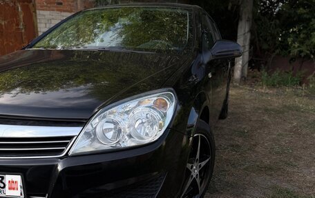 Opel Astra H, 2011 год, 560 000 рублей, 2 фотография