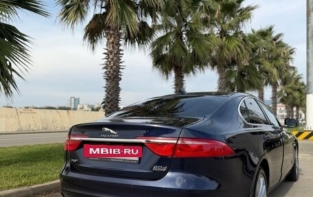 Jaguar XF II, 2017 год, 2 250 000 рублей, 3 фотография