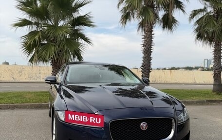 Jaguar XF II, 2017 год, 2 250 000 рублей, 11 фотография