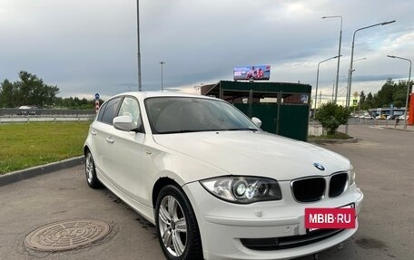 BMW 1 серия, 2011 год, 990 000 рублей, 8 фотография