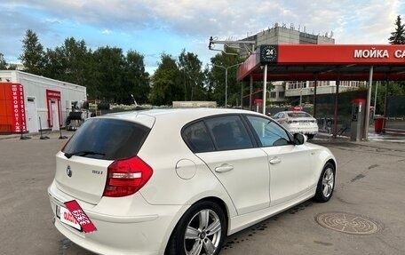 BMW 1 серия, 2011 год, 990 000 рублей, 6 фотография