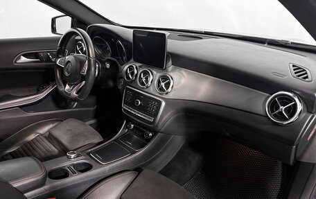 Mercedes-Benz GLA, 2017 год, 2 299 000 рублей, 14 фотография