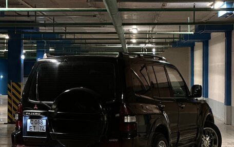 Mitsubishi Pajero III рестайлинг, 2001 год, 950 000 рублей, 11 фотография