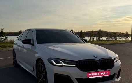 BMW 5 серия, 2021 год, 4 999 000 рублей, 3 фотография
