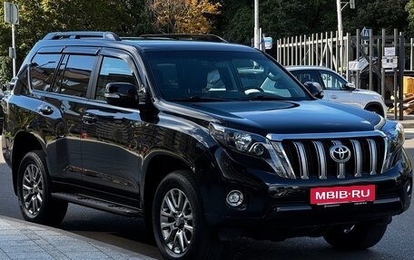 Toyota Land Cruiser Prado 150 рестайлинг 2, 2016 год, 3 990 000 рублей, 3 фотография