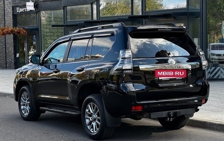 Toyota Land Cruiser Prado 150 рестайлинг 2, 2016 год, 3 990 000 рублей, 9 фотография