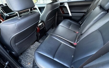 Toyota Land Cruiser Prado 150 рестайлинг 2, 2016 год, 3 990 000 рублей, 16 фотография